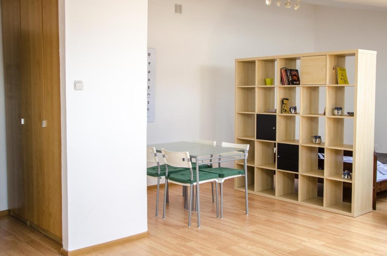 Radna Apartment Варшава Екстериор снимка