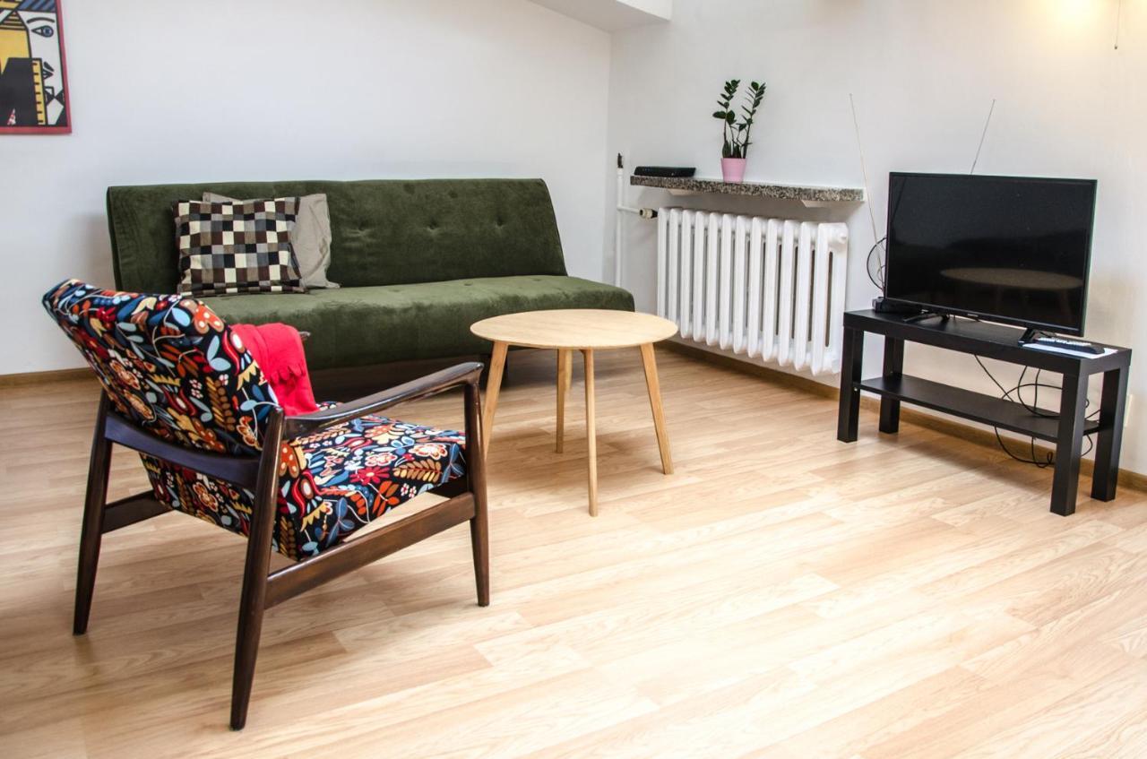 Radna Apartment Варшава Екстериор снимка